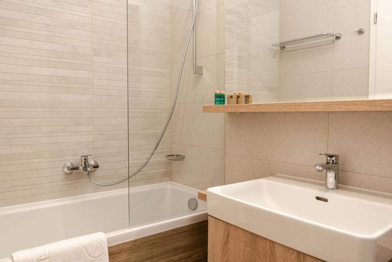 Apart B&V 701 Coresi - Luxury Mountain Haven Braşov Exterior foto